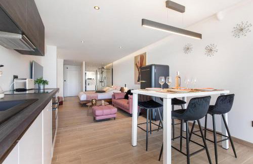 Catalina - Terrasse XXL - Garage Privé - Clim - Heliopolis Village Naturiste - Foto 16
