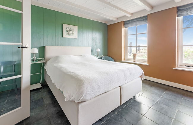 Spacious Holiday Home De Pauwenhof - Photo 12