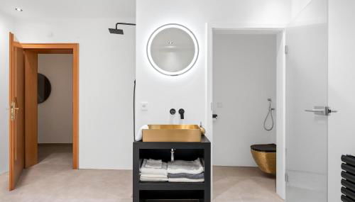 Moderne Ferienwohnung mit Bergblick und großer Terrasse nahe Simssee, Chiemsee und Autobahn A8 Salzburg - München - Foto 4