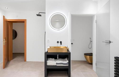 Moderne Ferienwohnung mit Bergblick und großer Terrasse nahe Simssee, Chiemsee und Autobahn A8 Salzburg - München - Foto 4