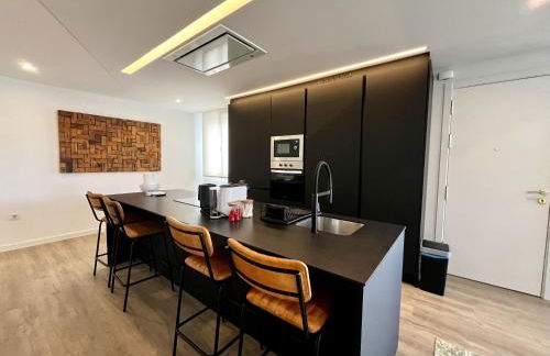 Premium Penthouse Seasonal Rental - Photo 7