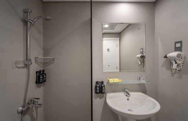 Rose Garden Hotel Apartments Barsha - Photo 34