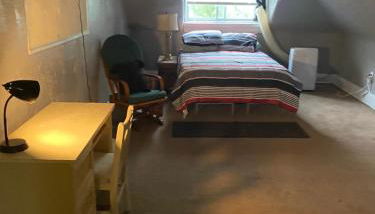 Awesome Attic studio3B private room /shared apt - Foto 3
