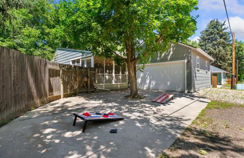 Urban Nest - Garage, Sunroom & Fenced Yard - Foto 14