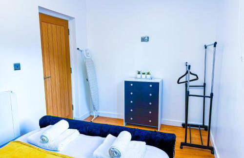 Elegant 1 bed flat, Sleeps 4, Free parking, Pet friendly, Pudsey, Leeds - Foto 41