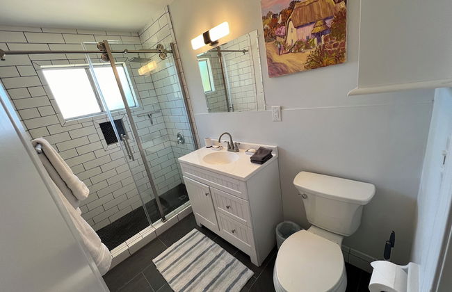 Hummingbird Mountain Cottage - Photo 38