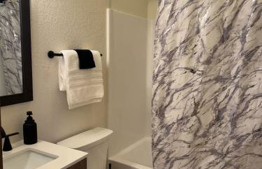 In the center of it all The Elkhorn Cabin - Foto 10