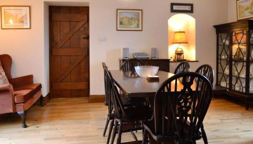 Old School House - Photo 5