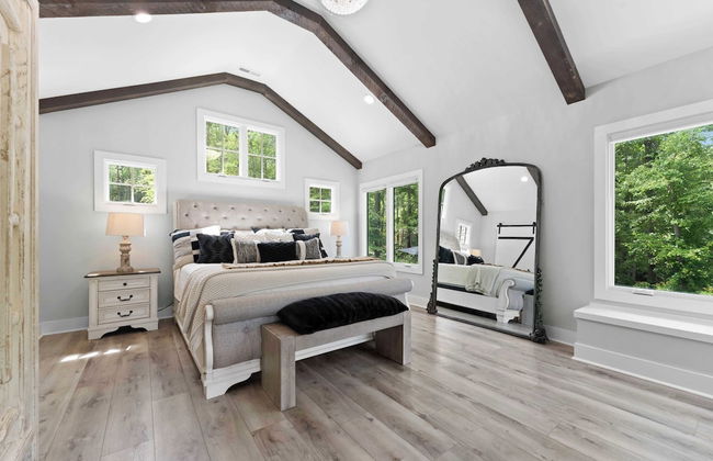 Take it to the Bank! by Avantstay New Pool + Hot Tub Sleeps 16 - Foto 25