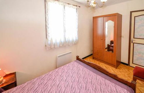 Nice Home In Saint Cannat With Wifi - Foto 32