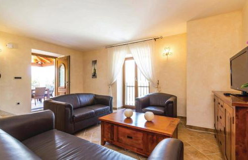 4 Bedroom Beautiful Home In Turcic - Foto 21