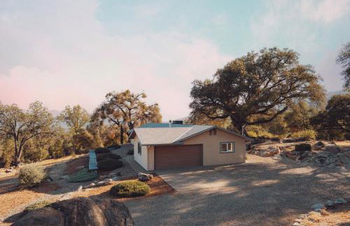 Sunset Site Boulder Bliss HotTub by Casa Oso - Photo 18