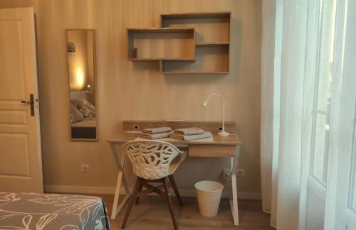 Superbe T3 climatisé - centre historique - vue port de plaisance - balcon - WIFI - 5e avec ascenseur - Foto 23