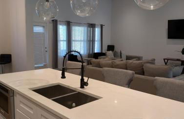 Modern 4BR 3BA Family Retreat Douglasville - Foto 5