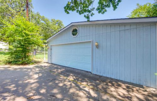 Dock, Deck and Kayaks Home on Cedar Creek Reservoir - Foto 34