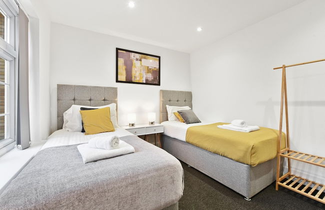 Rochfords Serviced House with 5 Bedrooms - Foto 3