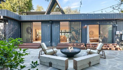 Studio City Stunning House with 5 bedrooms, Pool, Jacuzzi, Fire-pit, Guest House - Foto 2