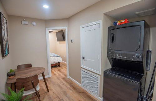 Cozy 1-Bedroom Getaway with All the Essentials - Foto 28