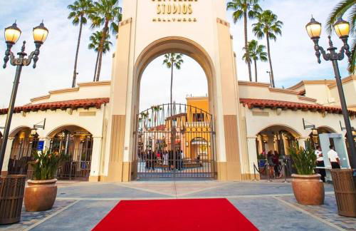 Bright & Cozy Getaway-10min to Downtown LA - Foto 67