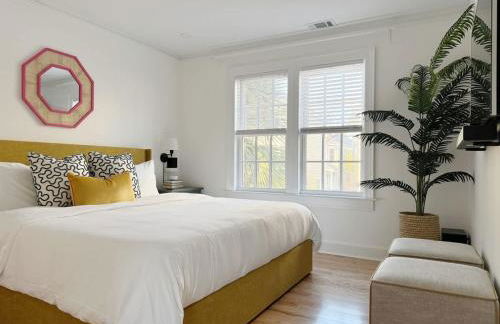 Sunny & Playful Carriage House in Downtown Savannah Stay Here and Walk Everywhere - Foto 21