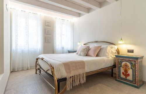 Luxury 2BR w/ River Castle View in Borgo Valsugana - Photo 31