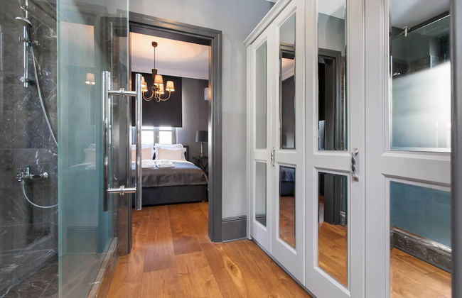 3 Bedrooms Apartment w Sea View and Terrace - Photo 25