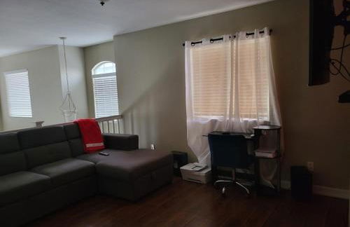 2BD Modern House with heated pool in North Vegas - Foto 8