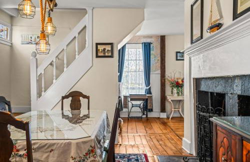 Mystic Riverfront Captain's Home - Foto 27