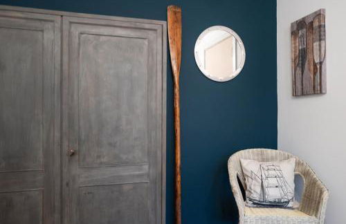 Clifftop Coastal Retreat - Accessible Pet Friendly Sea View - Sleeps 8 - Perfect for Contractors and Long Stays - Foto 8