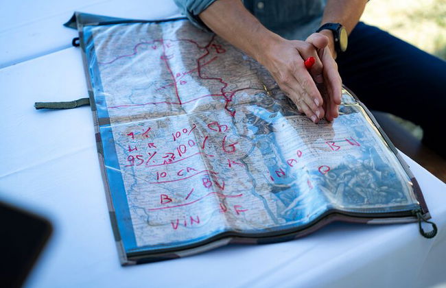 Recorrido privado de un día completo por los viñedos de Borgoña en un Land Rover clásico (Lyon) - Foto 19