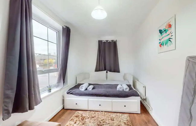 Central & Cosy 2BD Flat Near Canary Wharf - Foto 2