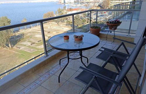 Seafront Family Apartment & free parking, the Cruiseflat - Foto 30