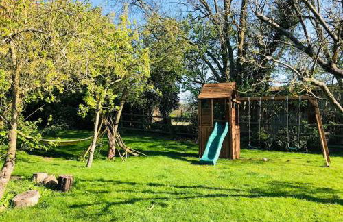 Beautiful thatched Dynes Cottage Finchingfield sleeps 10 - Foto 39