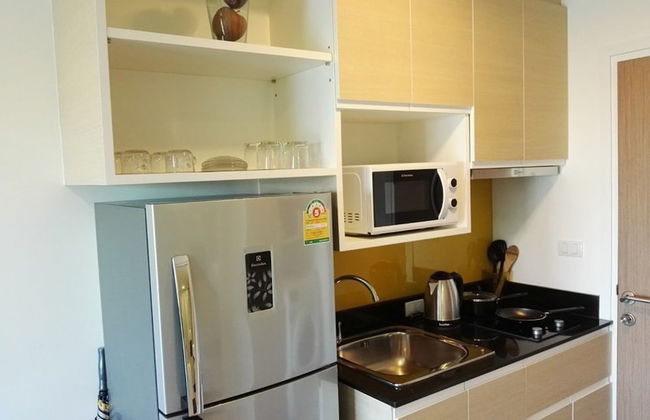 Sonrisa Sriracha - Photo 23