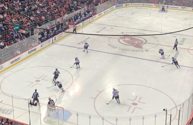 National Hockey League: New Jersey Devils Ice Hockey Game at Prudential Center - Ticket - Foto 4