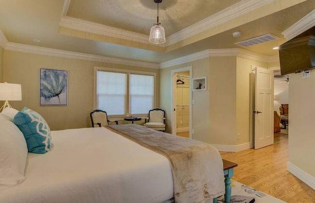 5BR Mnt Viewsdowntown Luxuryfirepit & RV Parking - Photo 10