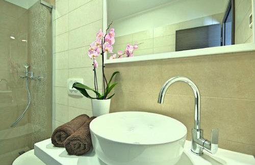 VILLA LATINI - Ideal for a family vacation. Heated pool. Local breakfast optional available - Foto 37