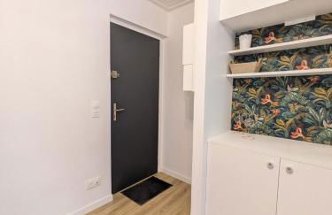 Sous la tour - Foto 32