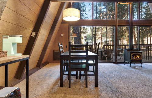 Truckee Cabin Getaway - Sleeps 6 - Foto 7