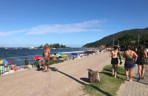 Sobrado 50 metros da Praia da Armação e Matadeiro-Floripa!! 35 - Photo 6