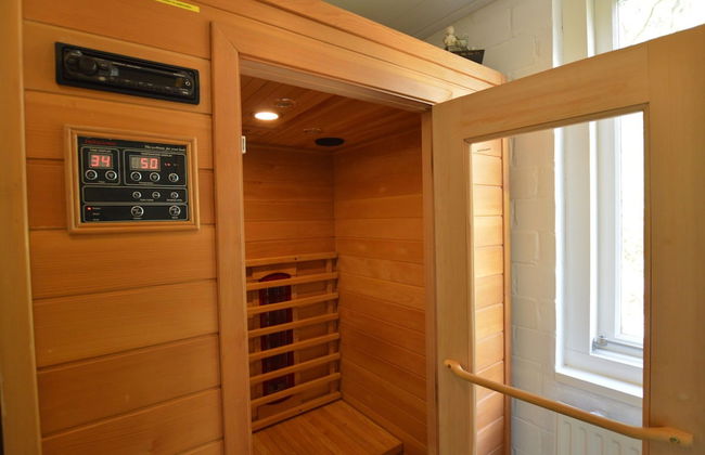 Romantic Forest Retreat With Sauna - Photo 16