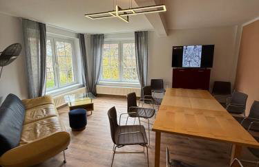 Ferienhaus für Familientreffen mit großem Garten, Parkplätzen - Photo 7