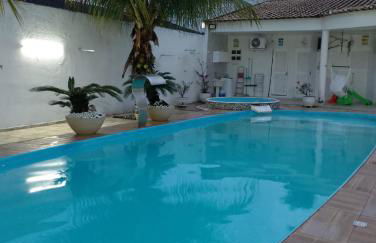 Casa Guarujá Esquina com Beira mar com Piscina grande na Enseada Pé na areia 50 metros - Foto 2