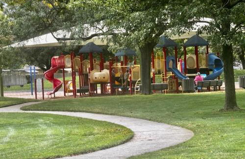 North End - Hyde Park - Hot Tub- Downtown - 3 BR - Foto 39