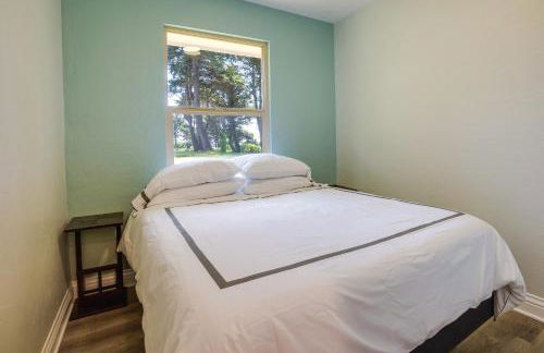 Oceanfront Smith River Cottage Beach Access! - Foto 17