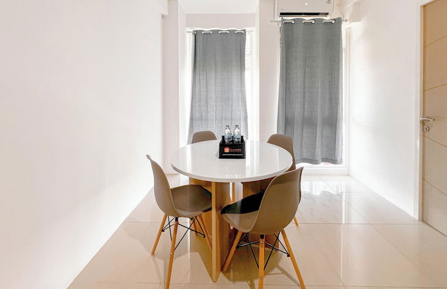 Spacious And Restfull 3Br At Bale Hinggil Apartment - Foto 10