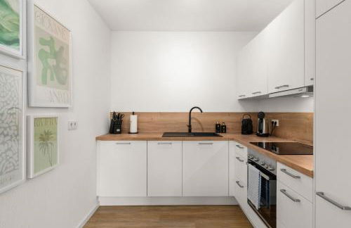 SHINY HOMES - City Center with Parking Place - Foto 56