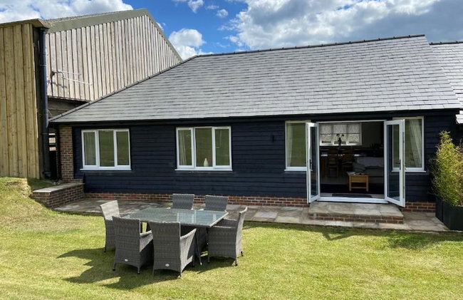 STUNNING FARM COTTAGES at South Downs Rural Retreats - Photo 97