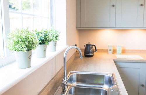 Corner Cottage - character, charm, great location. - Foto 41