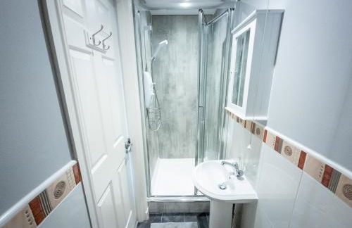 Tranquil 2Bed/2Bath Duplex Falkirk - Foto 13